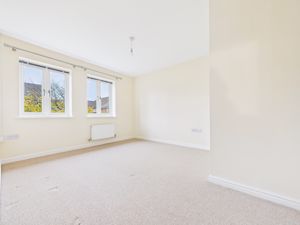 Bedroom- click for photo gallery